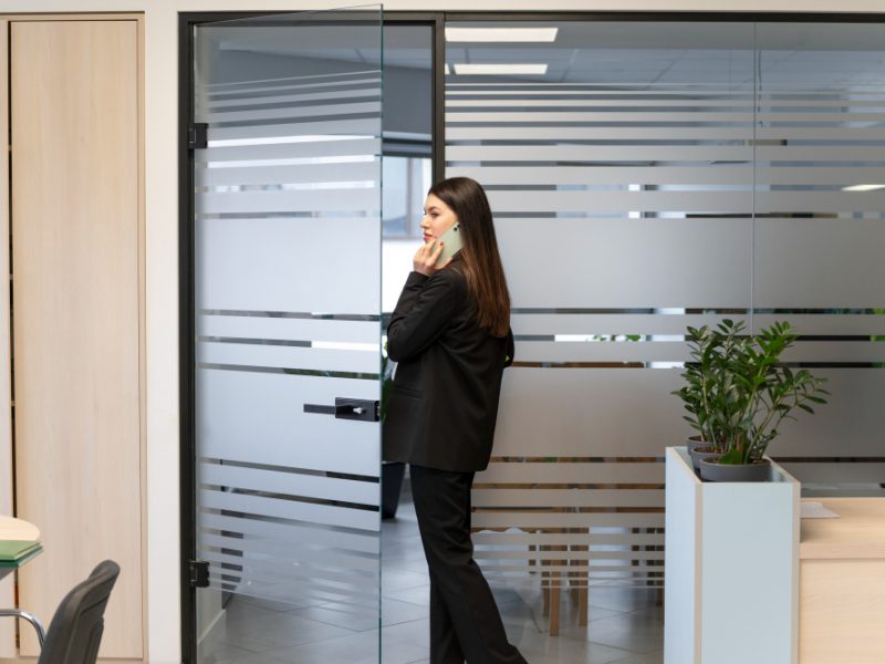 The Benefits of Installing Glass Office Partitions